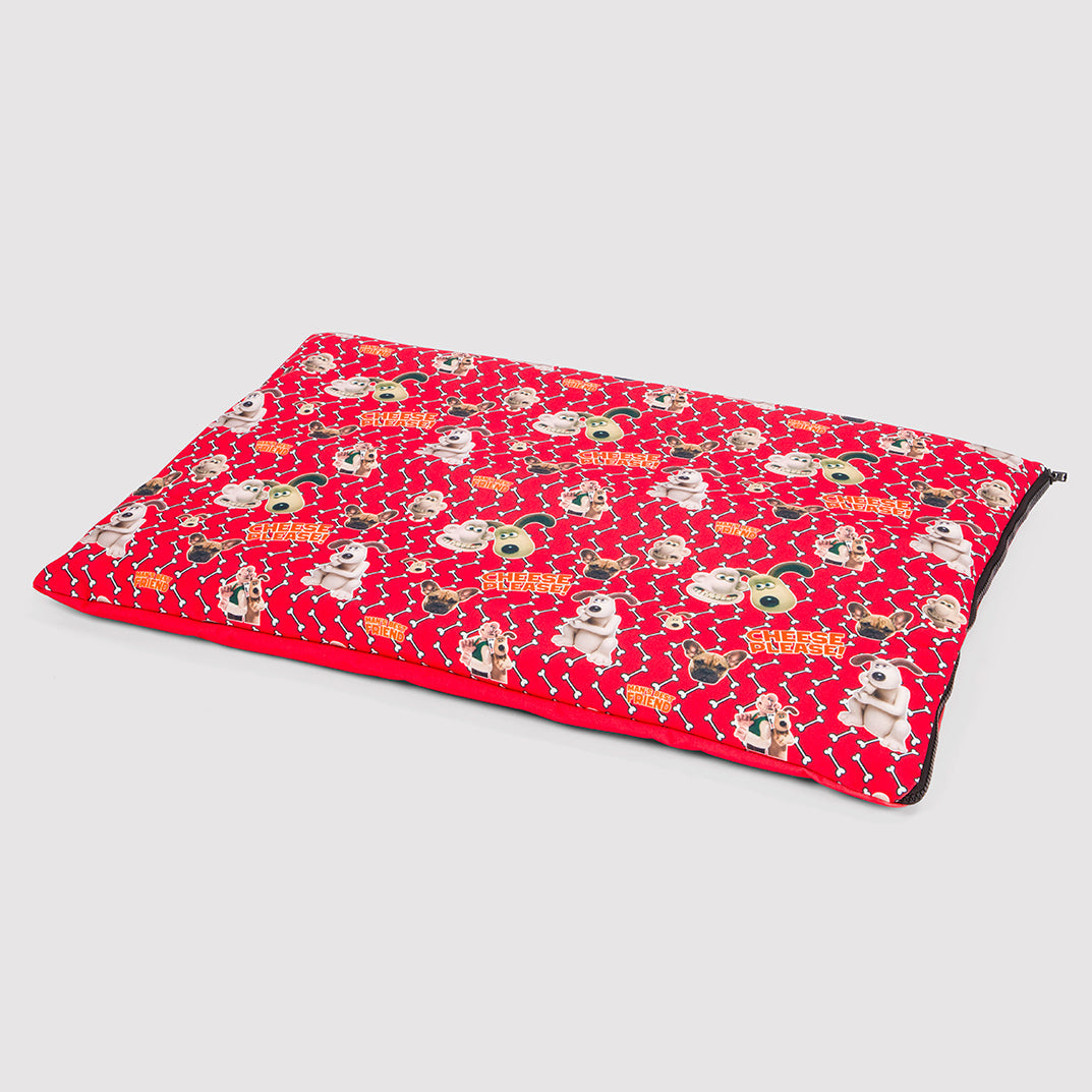 Wallace & Gromit 'Cheese Please' Dog Mattress